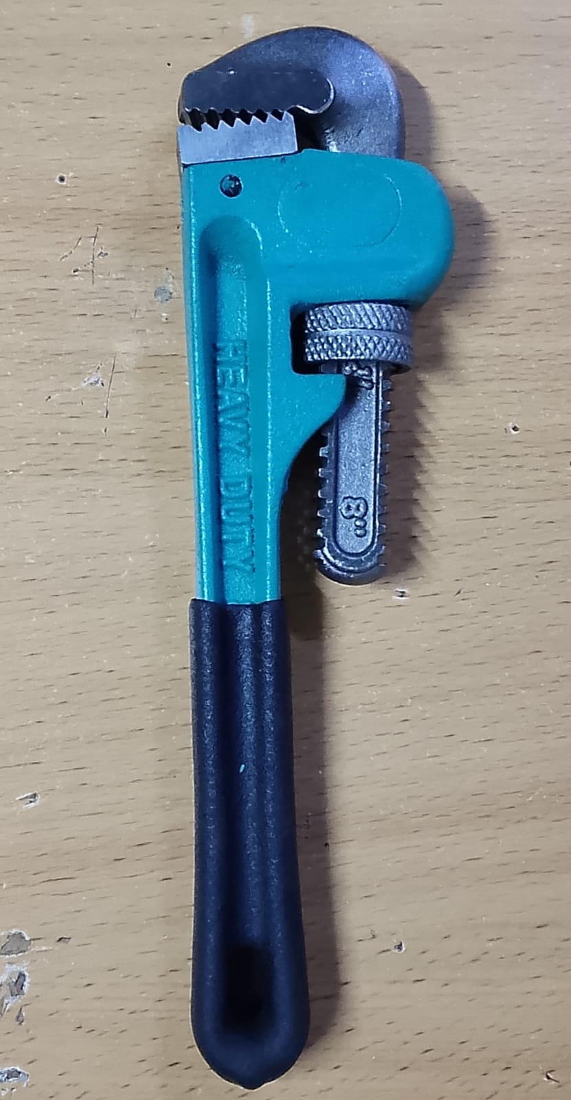 PIPE WRENCH 8"